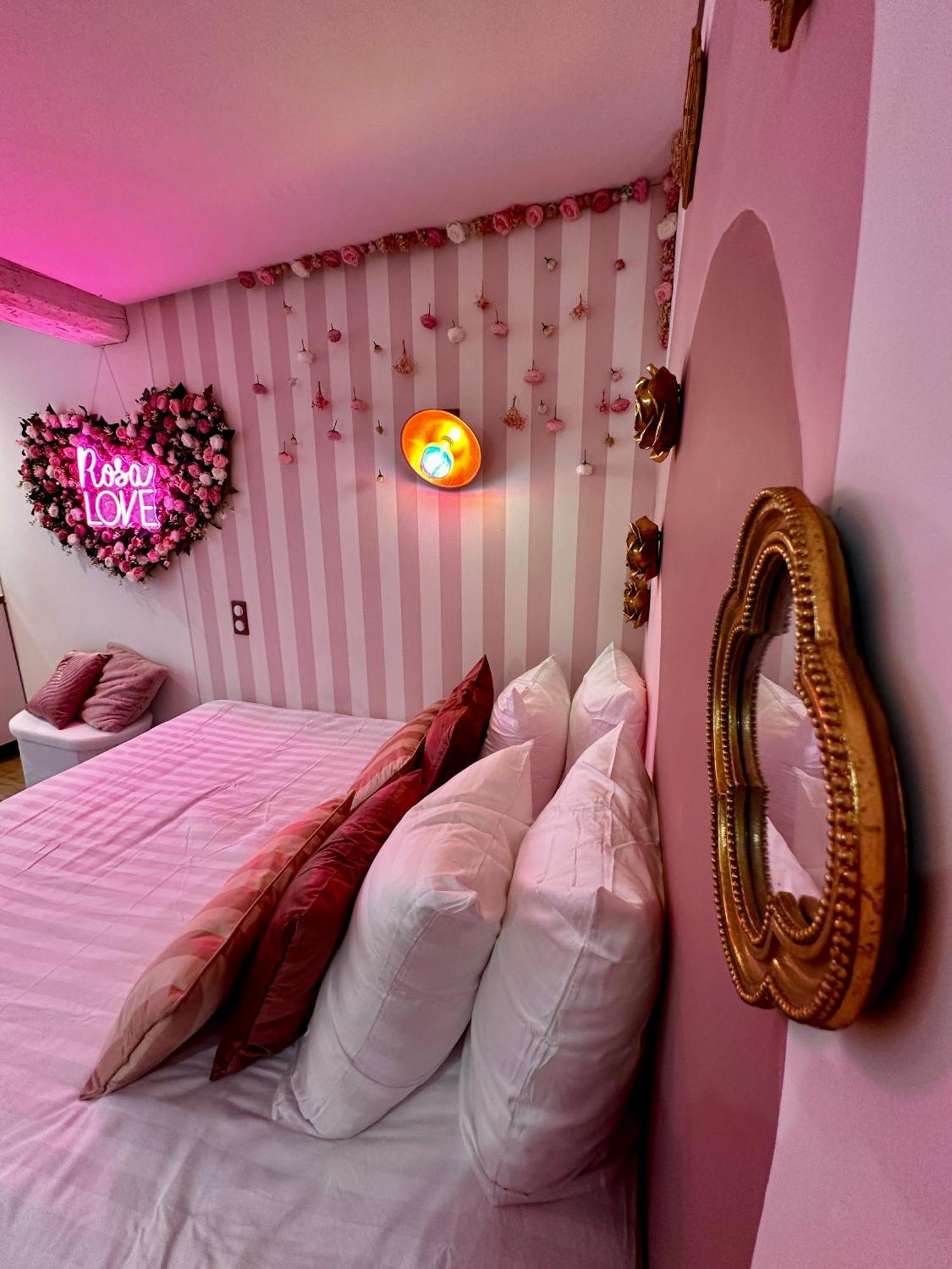 Romantic Room - Balneo - Ciel Etoile - Free Wifi - Netflix - Hyper Centre Pezenas Ngoại thất bức ảnh