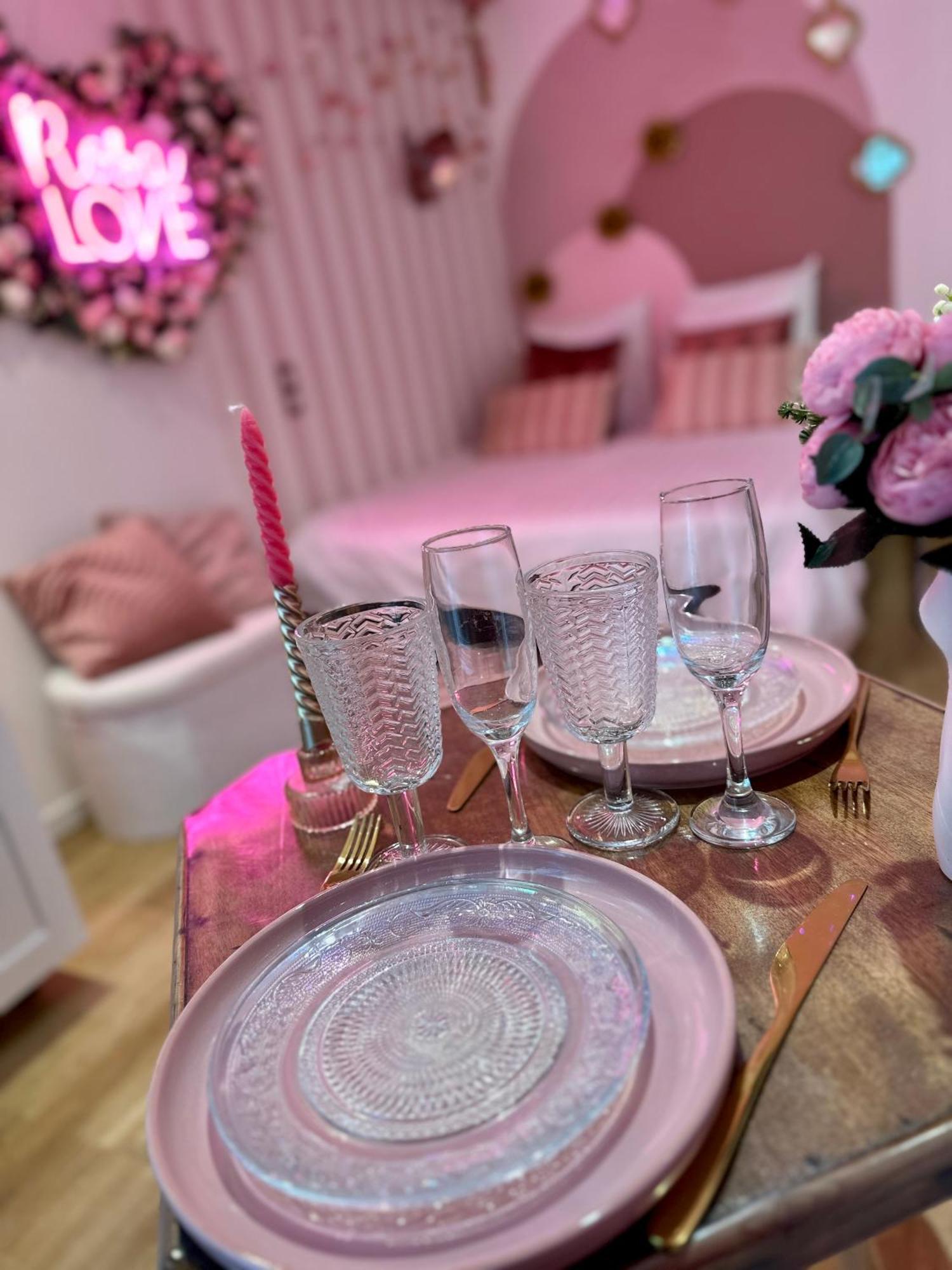 Romantic Room - Balneo - Ciel Etoile - Free Wifi - Netflix - Hyper Centre Pezenas Ngoại thất bức ảnh